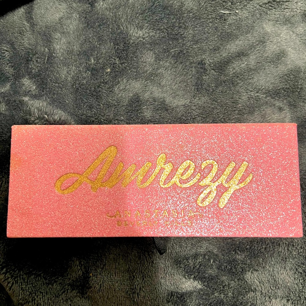 Anastasia Beverly Hills amrezy palette